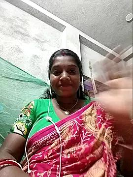 vipmonalisha from StripChat is Freechat