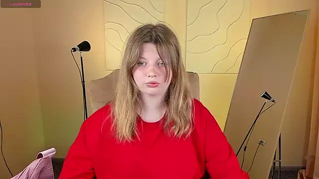 Vivian_cutie from StripChat is Freechat