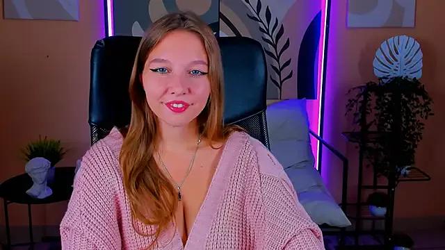 VivianGutierrez from StripChat is Freechat