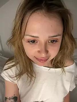 Photos of ViViBest01 from StripChat is Freechat
