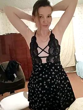 VselenaSun402 from StripChat is Freechat