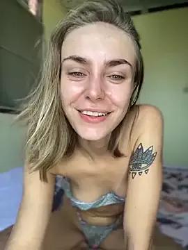 White_mistress from StripChat is Freechat