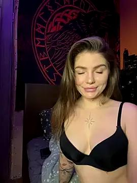 WhiteCore from StripChat is Freechat