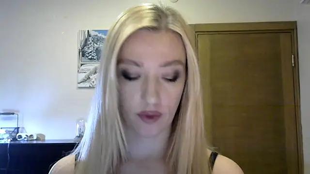 Wild_Silk_Desire from StripChat is Freechat