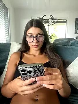Wildberry_ from StripChat is Freechat