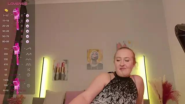 WildLady30 from StripChat is Freechat