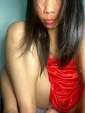 Winny-sexy from StripChat is Freechat