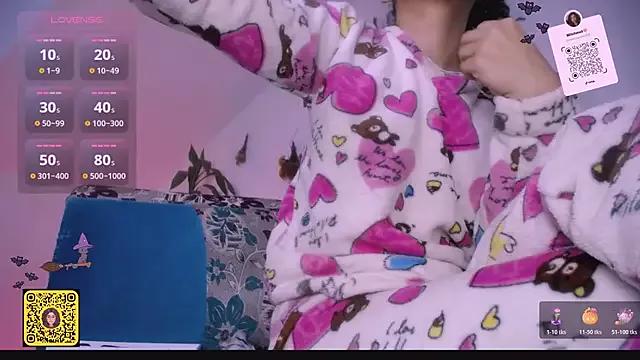 Mad beauty - checkout our excited streamers as they tease to their beloved melodies and slowly squirt for enjoyment to appease your wildest wishes.