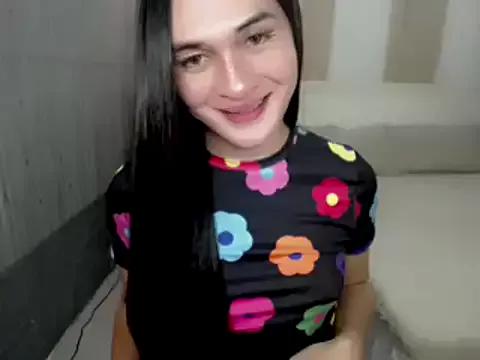 Mad beauty - checkout our excited streamers as they tease to their beloved melodies and slowly squirt for enjoyment to appease your wildest wishes.