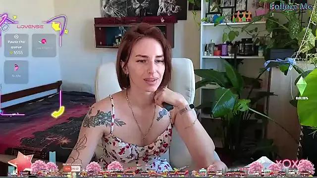 Mad beauty - checkout our excited streamers as they tease to their beloved melodies and slowly squirt for enjoyment to appease your wildest wishes.