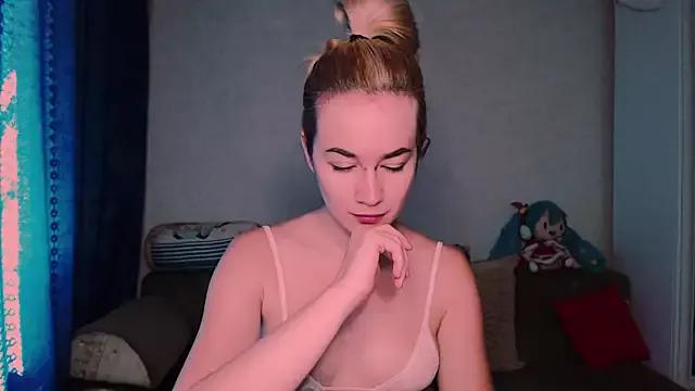 xxxcharismaaa from StripChat is Freechat
