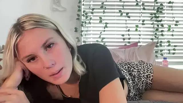 Photos of yalfavdes from StripChat is Freechat