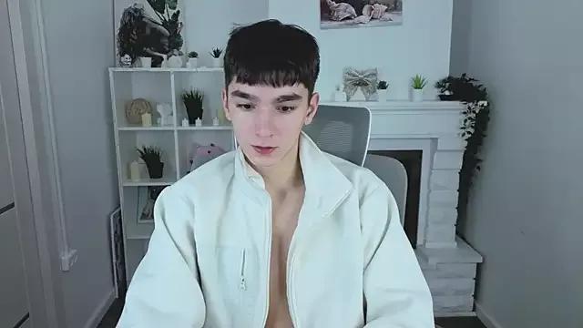 Photos of YamiTwink from StripChat is Freechat