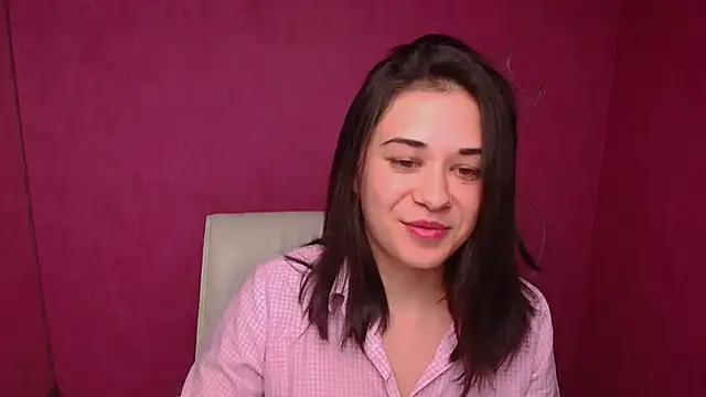 Yesenia_nia from StripChat