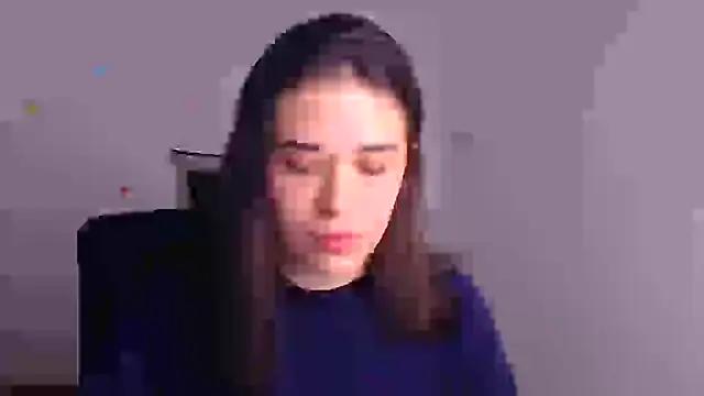 Yesenia_nia from StripChat