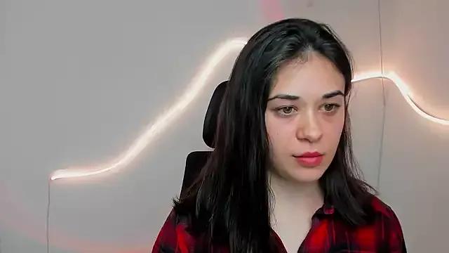 Yesenia_nia from StripChat