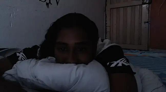 yohatinelly07 from StripChat is Freechat