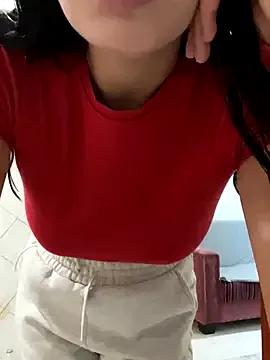 youngsexywoman from StripChat is Freechat