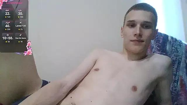 your___honeyy from StripChat is Freechat