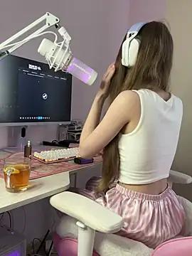 Mad beauty - checkout our excited streamers as they tease to their beloved melodies and slowly squirt for enjoyment to appease your wildest wishes.