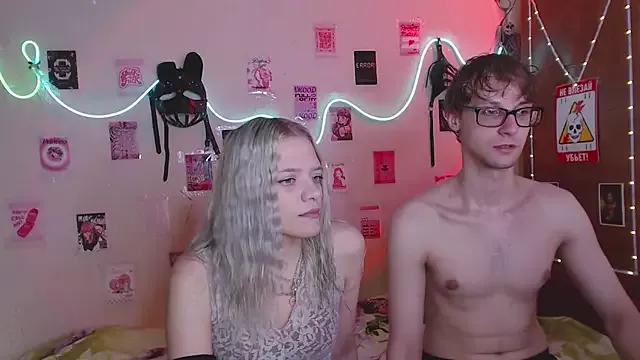 Mad beauty - checkout our excited streamers as they tease to their beloved melodies and slowly squirt for enjoyment to appease your wildest wishes.