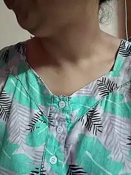 YouR_HuMaiRah from StripChat is Freechat