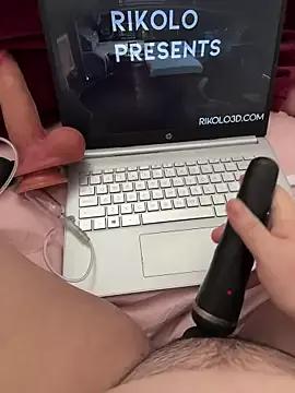 Mad beauty - checkout our excited streamers as they tease to their beloved melodies and slowly squirt for enjoyment to appease your wildest wishes.