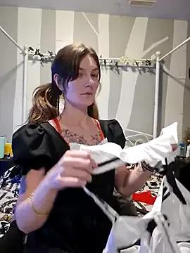 Mad beauty - checkout our excited streamers as they tease to their beloved melodies and slowly squirt for enjoyment to appease your wildest wishes.