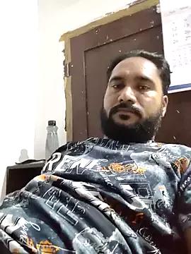 Yourhoney99 from StripChat is Freechat