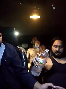 Yourhoney99 from StripChat is Freechat