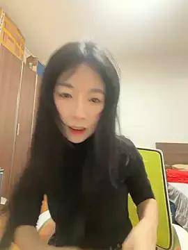 yourkeer from StripChat is Freechat