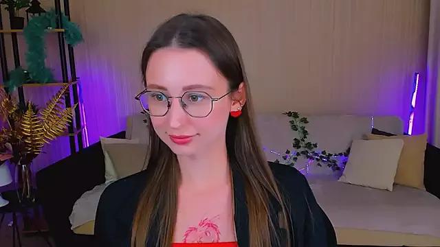 YourLovellyStory from StripChat is Freechat