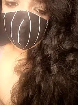 yourtina from StripChat is Freechat