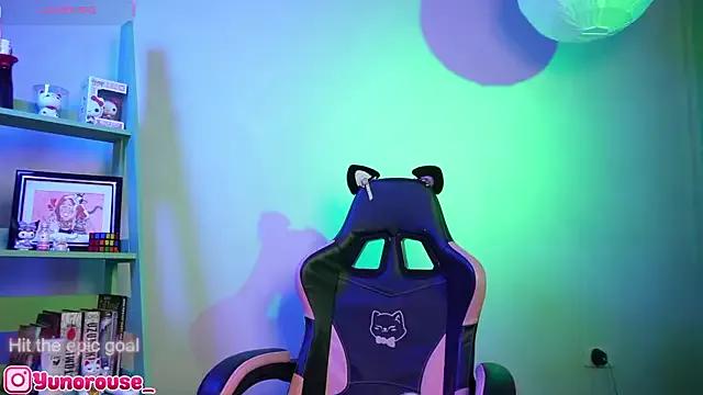 Mad beauty - checkout our excited streamers as they tease to their beloved melodies and slowly squirt for enjoyment to appease your wildest wishes.