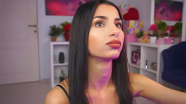 ZariaVera from StripChat is Freechat