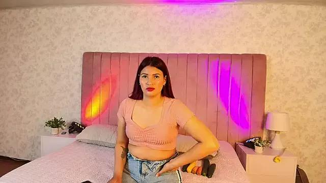 ZiaStorm from StripChat is Freechat