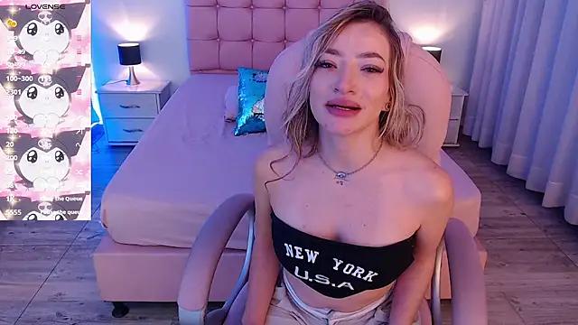 Mad beauty - checkout our excited streamers as they tease to their beloved melodies and slowly squirt for enjoyment to appease your wildest wishes.
