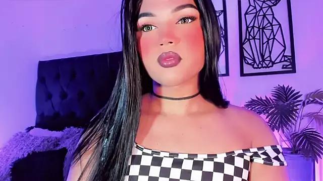 Zz_hornysTS_ from StripChat is Freechat