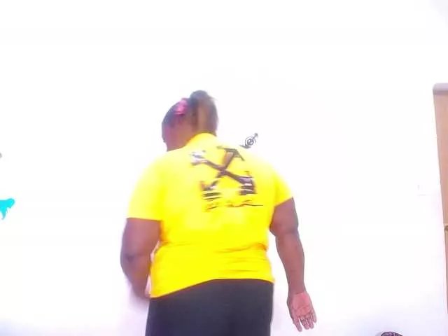 ebony-suggarmommy on BongaCams