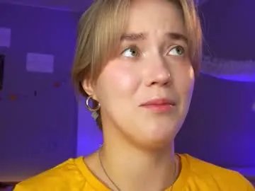 aluntick on Chaturbate