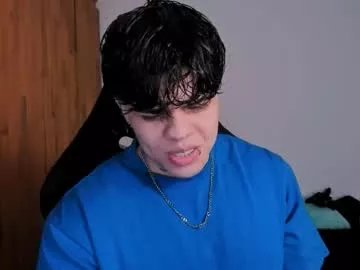 chris_cooperr on Chaturbate