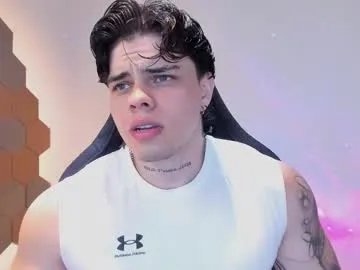 chris_cooperr on Chaturbate