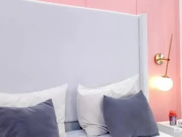 evaa_rose_ on Chaturbate