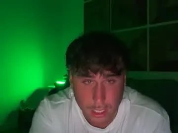 hungkingg22 on Chaturbate