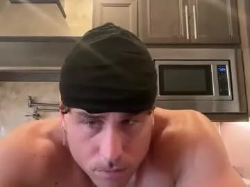 hungkingg22 on Chaturbate
