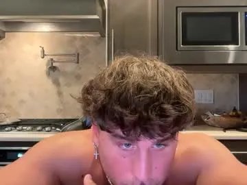 hungkingg22 on Chaturbate