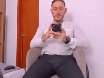 jeanpiere02 — GOAL: feet job  [189 tokens remaining] Welcome to my room! #feet #bigcock #thickcock #tattoos #cumshow #uncut #lovense #new