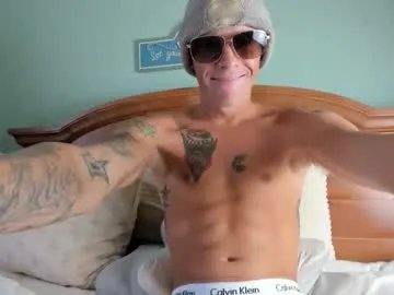 machinecumkelly69 on Chaturbate