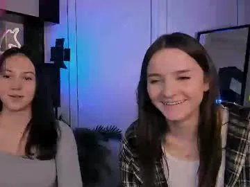 mira_vibe — GOAL: show your butt in panties [824 tokens remaining] Welcome to my room! #feet #cute #shy #c2c #natural #lesbianshow