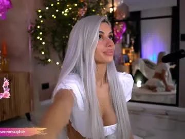 serene_sophiex on Chaturbate